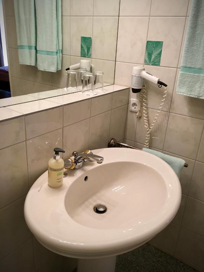Hotel Kaiserswerth Düsseldorf Eksteriør bilde